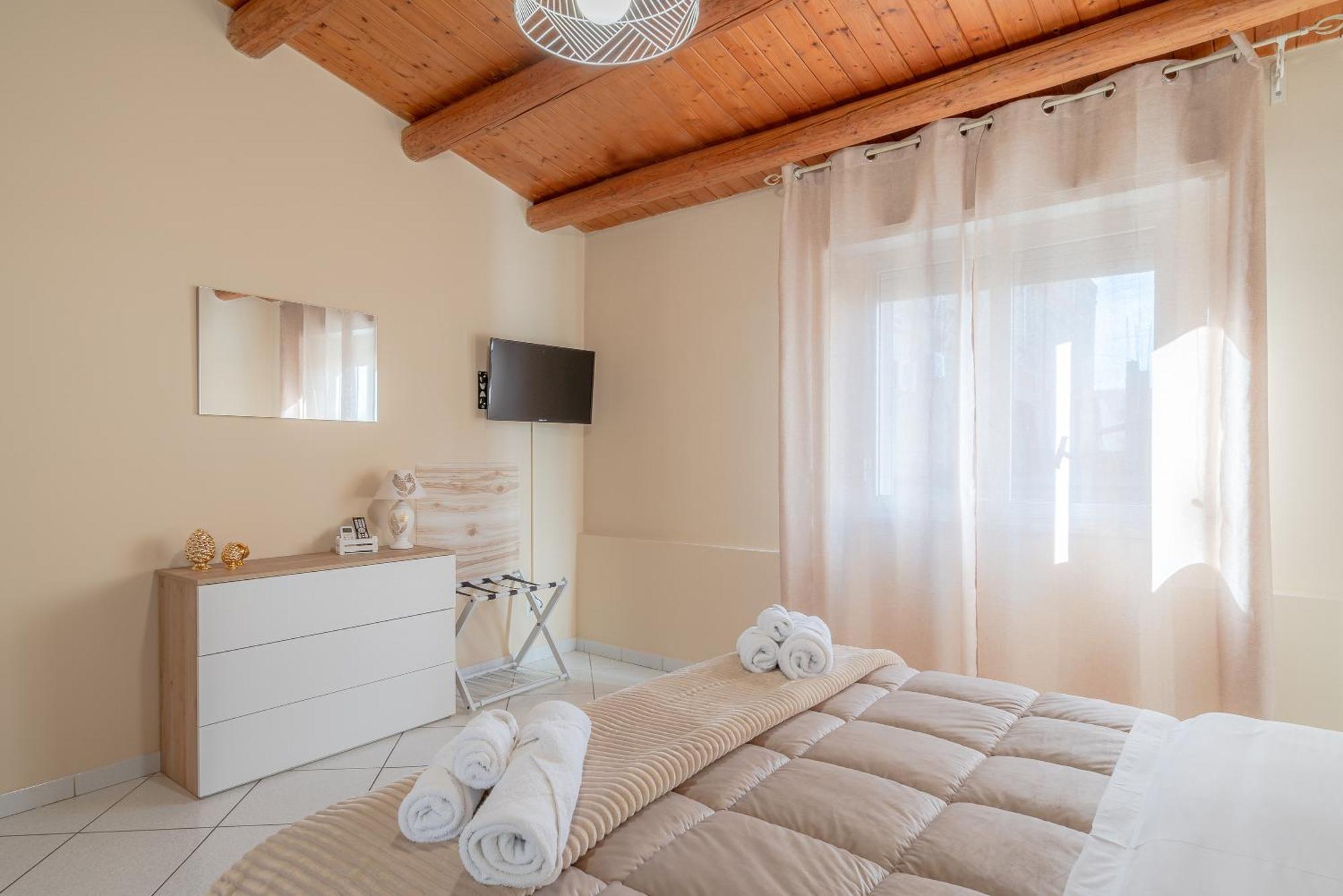 Le Tre Pigne Villa Floridia Luaran gambar