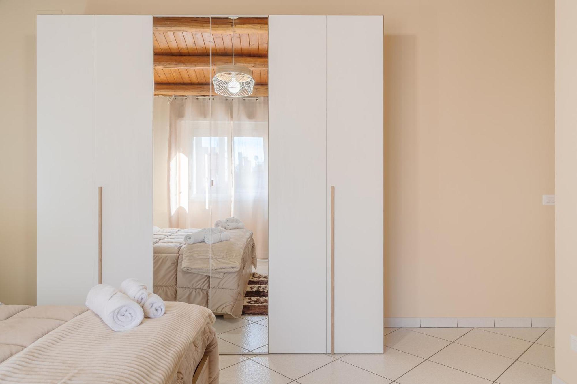 Le Tre Pigne Villa Floridia Luaran gambar